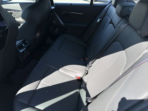 Used 2025 BMW M5 w/ Carbon Package AWD/4WD image 24
