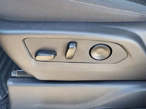 Used 2025 Chevrolet Silverado 1500 LT w/ Texas Edition Plus image 17