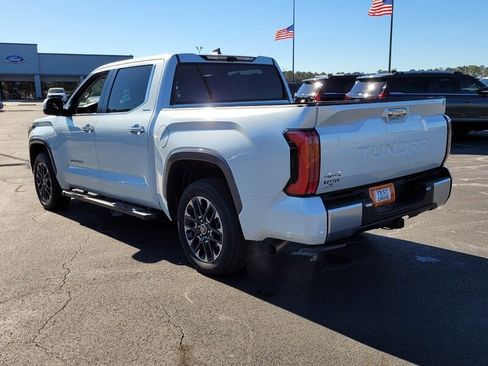 Used 2024 Toyota Tundra Limited AWD/4WD image 8
