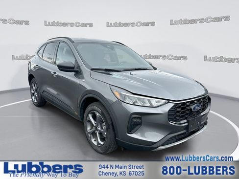 Used 2025 Ford Escape ST-Line AWD/4WD image 1