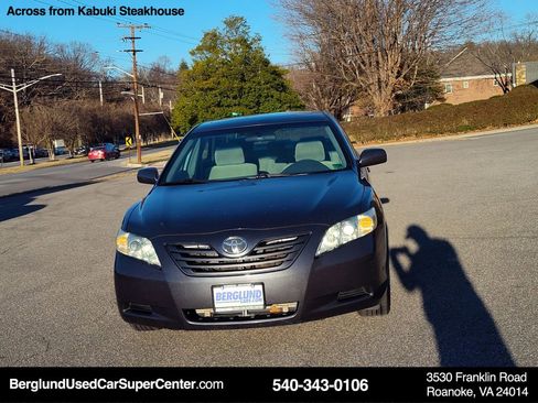 Used 2008 Toyota Camry LE image 9