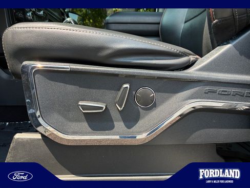 Used 2021 Ford F150 Lariat w/ Equipment Group 502A High AWD/4WD image 14
