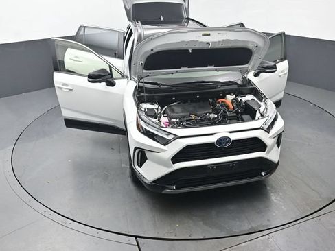 Used 2023 Toyota RAV4 XSE AWD/4WD image 57