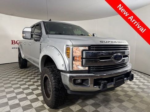 Used 2019 Ford F250 Lariat w/ Chrome Package AWD/4WD image 1