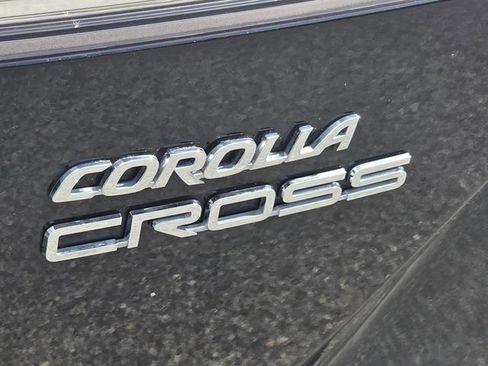 Used 2022 Toyota Corolla Cross L FWD image 25