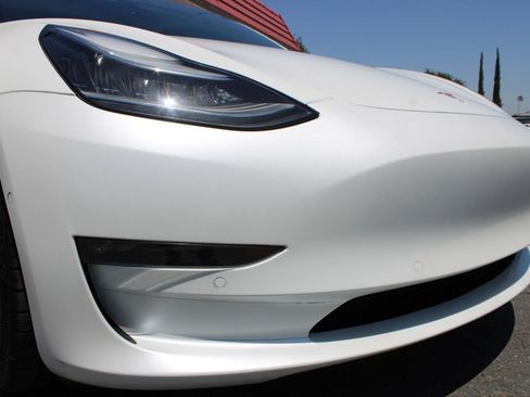 Used 2020 Tesla Model 3 Performance AWD/4WD image 18