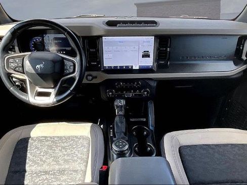 Certified 2023 Ford Bronco Wildtrak image 7