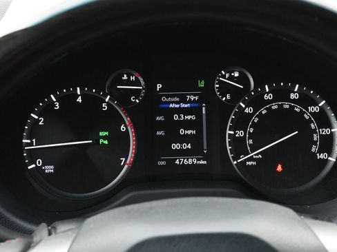 Used 2023 Lexus GX 460 Premium w/ Premium Package AWD/4WD image 12