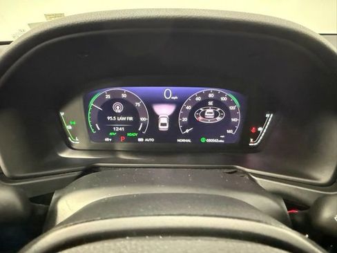 Used 2025 Honda Accord Sport image 19