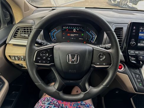 Used 2021 Honda Odyssey EX image 14