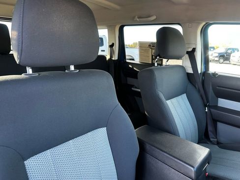 Used 2010 Dodge Nitro SXT image 14