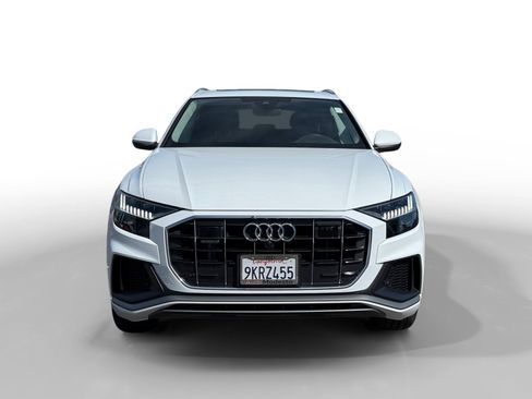 Used 2023 Audi Q8 Premium Plus image 8