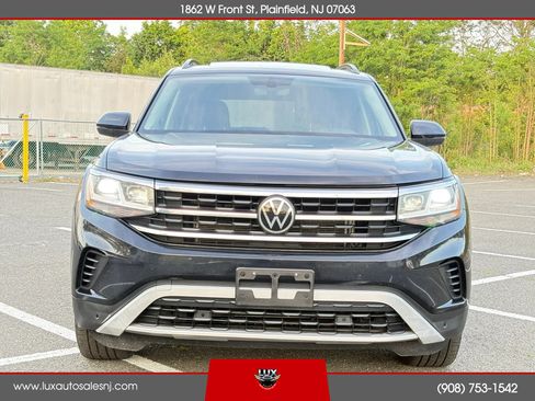 Used 2021 Volkswagen Atlas SE w/ Panoramic Sunroof Package AWD/4WD image 3