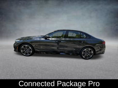 Used 2025 BMW 530i RWD image 4