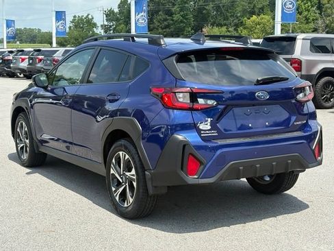 Used 2024 Subaru Crosstrek 2.0i Premium AWD/4WD image 3