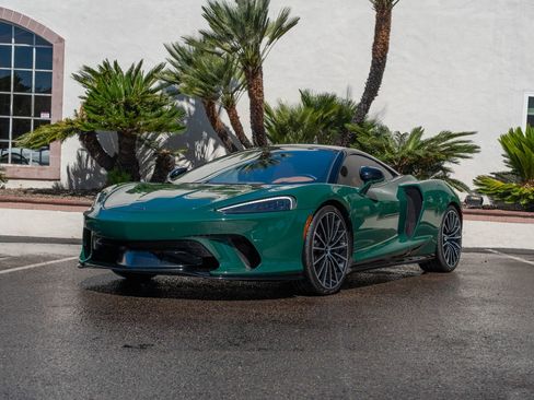 Used 2023 McLaren GT image 26