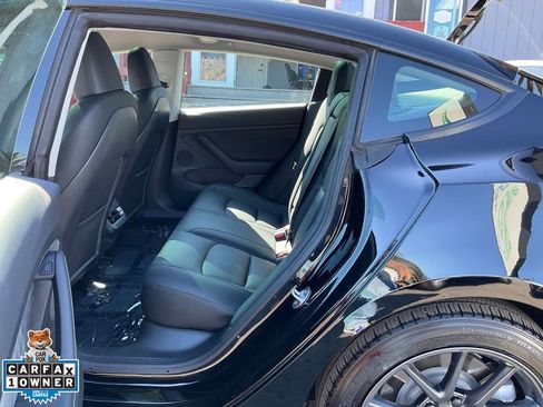 Used 2023 Tesla Model 3 Standard Range image 7