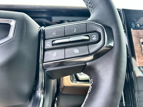 New 2026 GMC Yukon Denali Ultimate w/ LPO, Floor Liner Package AWD/4WD image 32