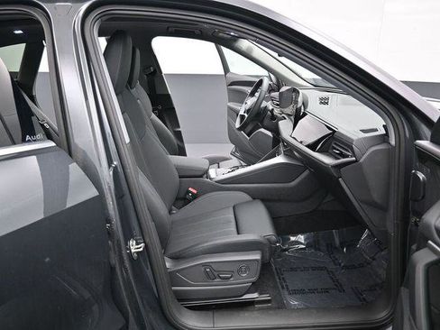 New 2025 Audi Q5 Premium Plus image 14