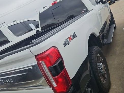 Used 2024 Ford F250 King Ranch image 3