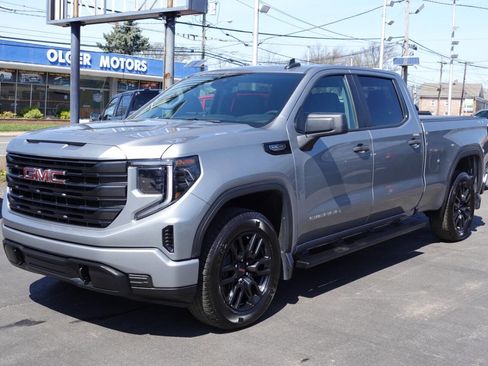 Used 2023 GMC Sierra 1500 Pro w/ Graphite Edition AWD/4WD image 2