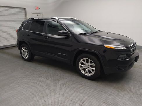 Used 2014 Jeep Cherokee Latitude FWD image 11