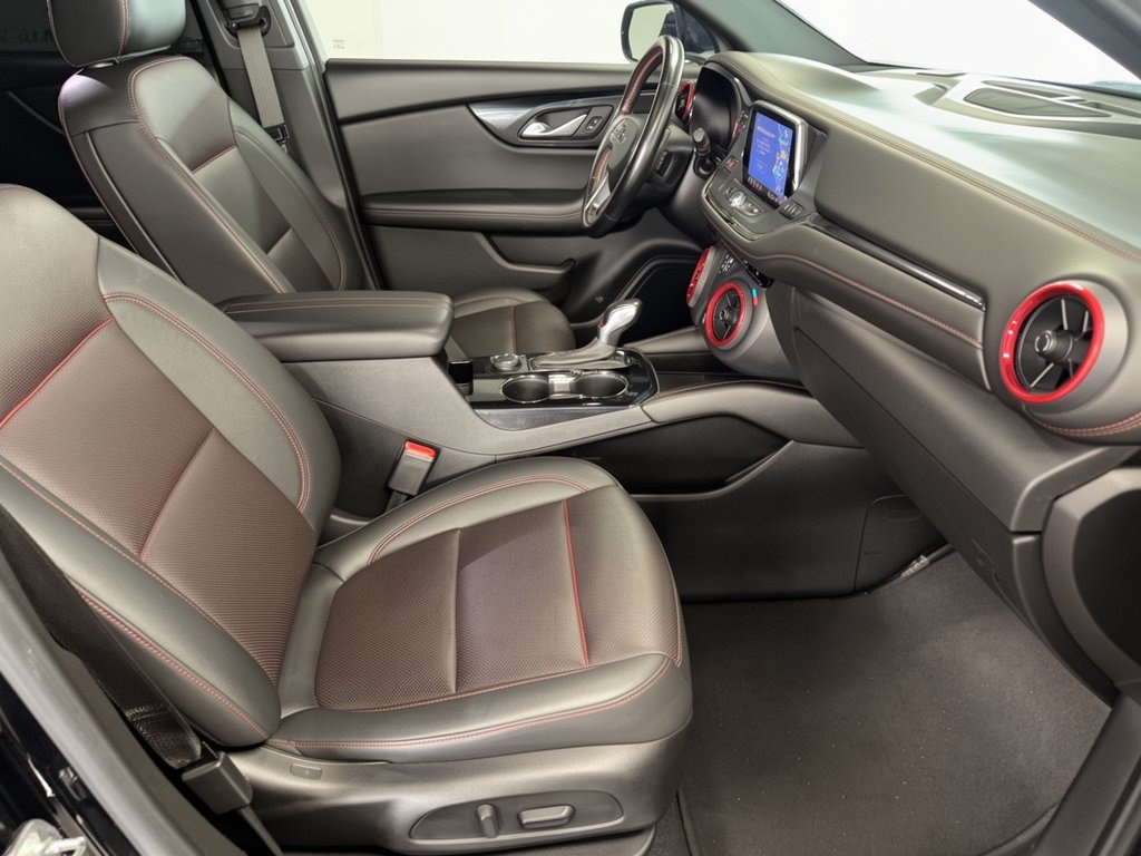Used 2022 Chevrolet Blazer RS FWD image 30