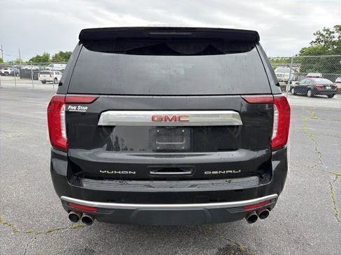 Used 2023 GMC Yukon XL Denali w/ Denali Reserve Package AWD/4WD image 3