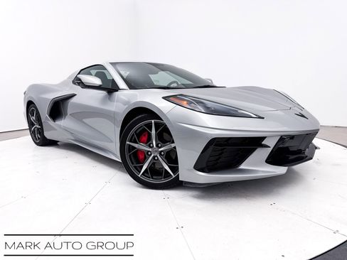 Used 2020 Chevrolet Corvette Stingray w/ 3LT Preferred Equipment Group image 1
