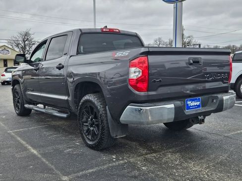 Used 2020 Toyota Tundra SR5 w/ SR5 Upgrade Package image 7