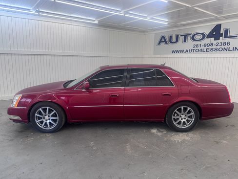 Used 2008 Cadillac DTS Performance image 8