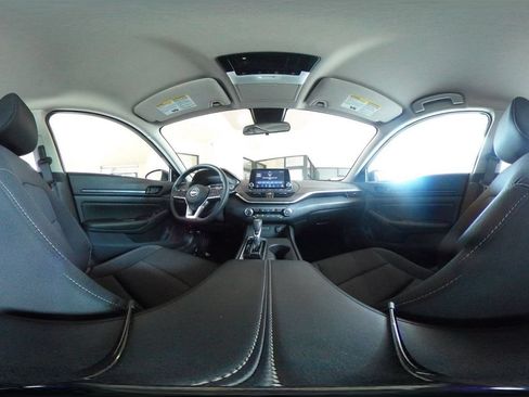 Used 2026 Nissan Altima 2.5 SV FWD image 42
