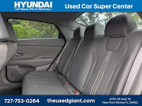 Certified 2023 Hyundai Elantra SEL w/ Convenience Package FWD image 13