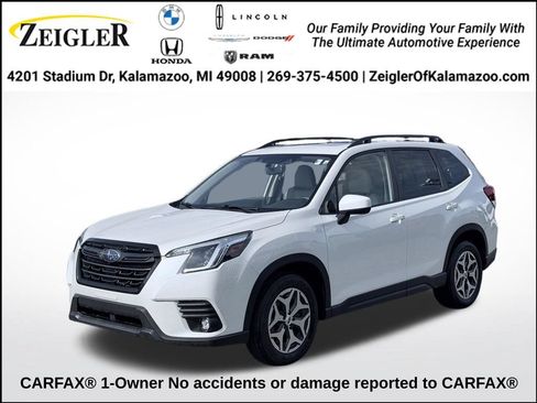 Used 2024 Subaru Forester Premium AWD/4WD image 1