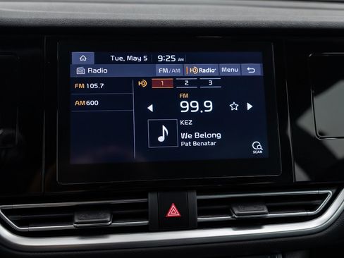 Used 2022 Kia Niro LX FWD image 10
