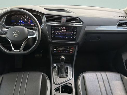 Used 2024 Volkswagen Tiguan SE FWD image 27