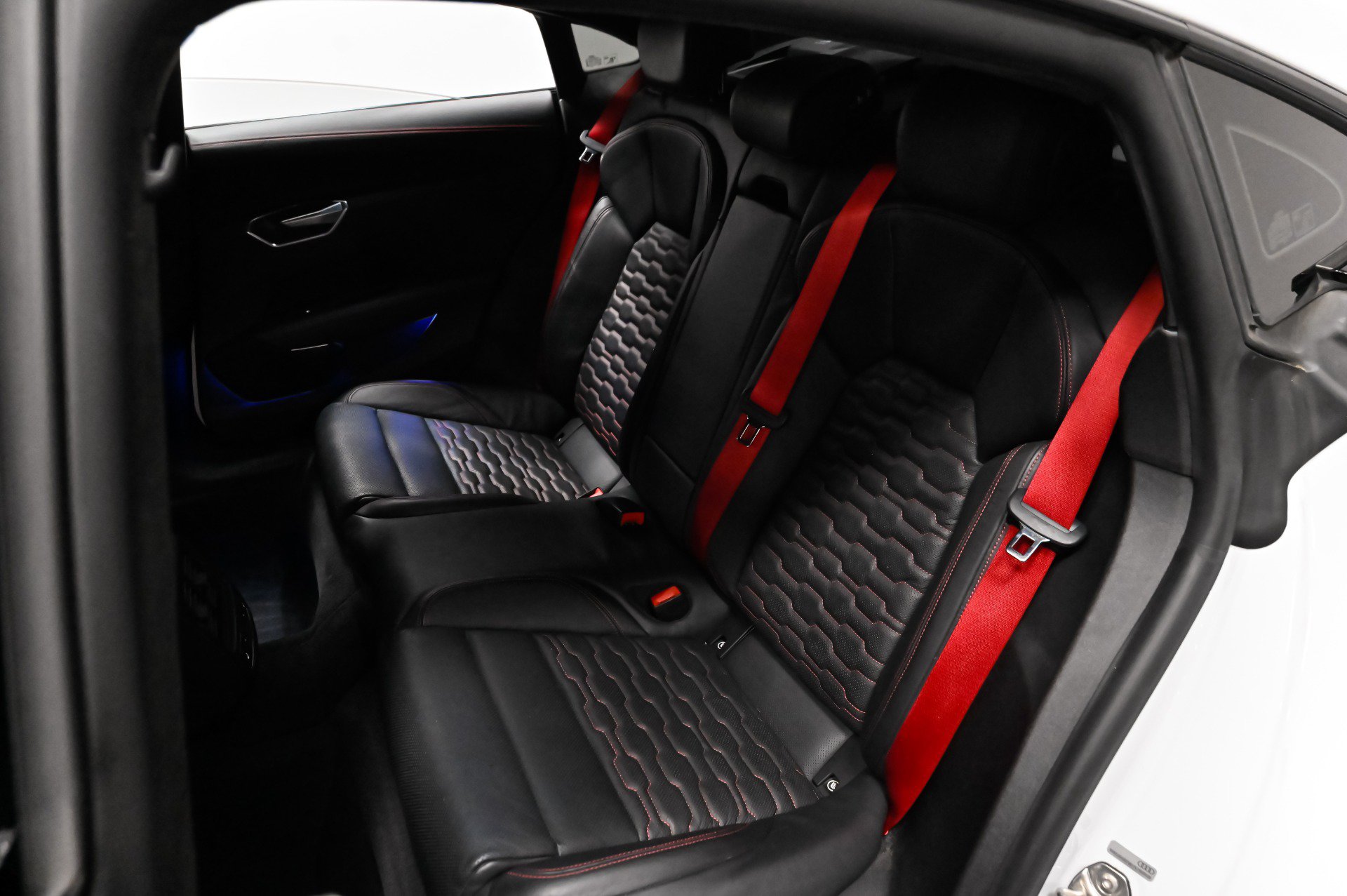 Used 2022 Audi RS e-tron GT w/ Year 1 Package AWD/4WD image 40
