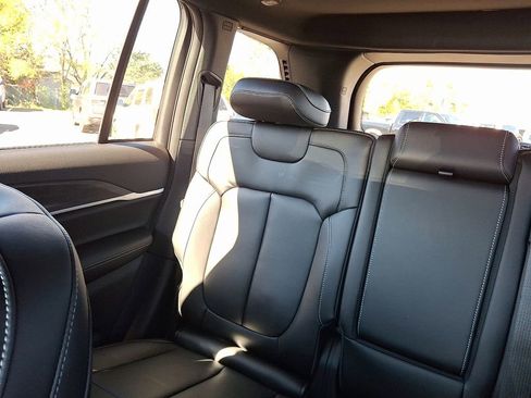 New 2025 Jeep Grand Cherokee Limited image 13