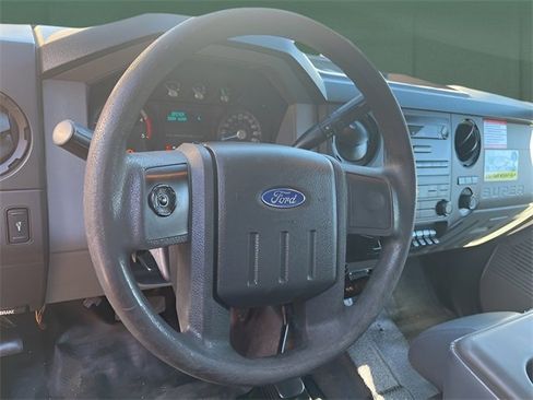 Used 2015 Ford F550 4x4 SuperCab Super Duty image 15