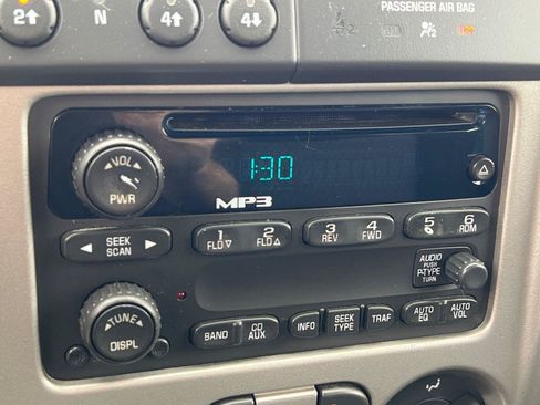 Used 2007 Chevrolet Colorado LT w/ LT Preferred Equipment Group AWD/4WD image 24