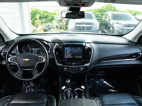 Used 2020 Chevrolet Traverse High Country AWD/4WD image 19
