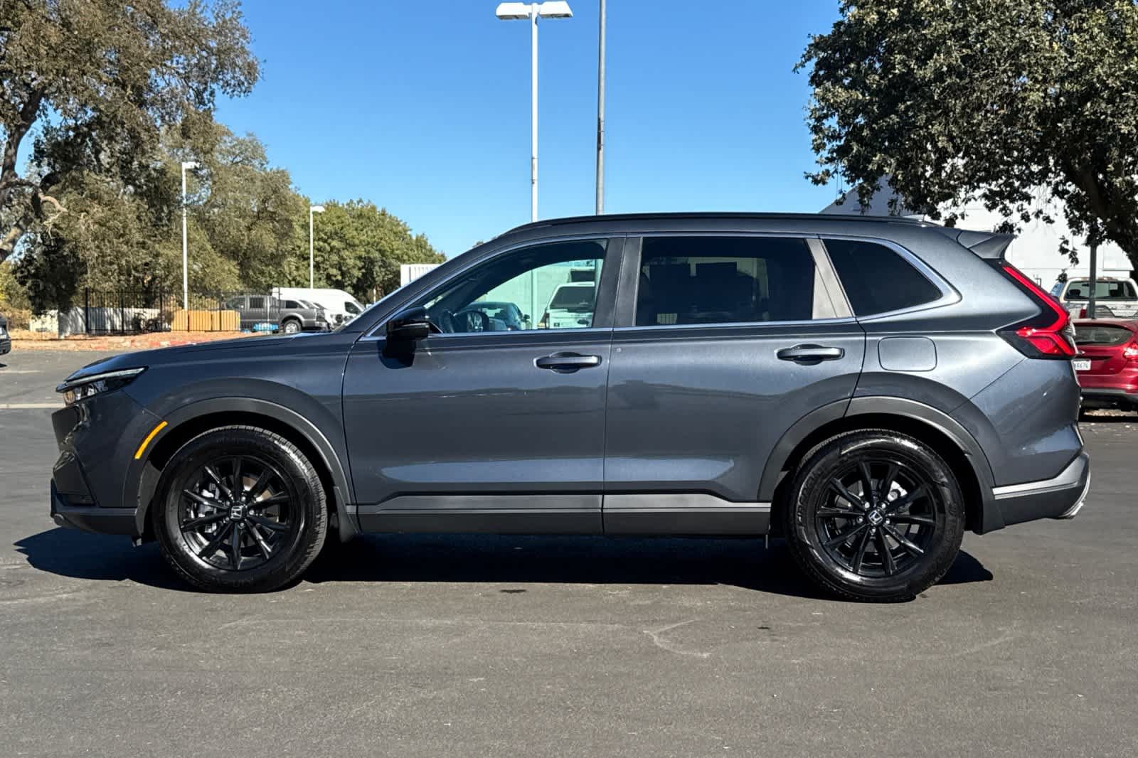 Used 2025 Honda CR-V Sport-L image 5