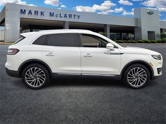 Used 2019 Lincoln Nautilus Reserve video 2