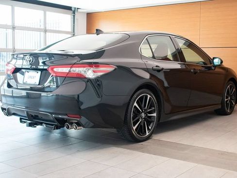 Used 2019 Toyota Camry XSE FWD image 6