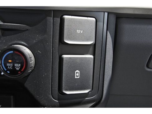 Used 2024 Ford F550 4x4 SuperCab Super Duty image 25