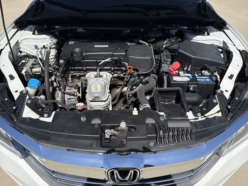 Used 2016 Honda Accord EX-L image 33