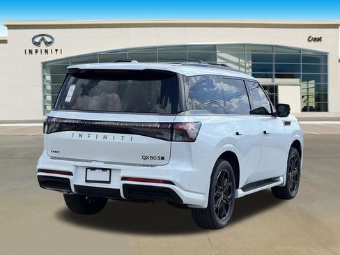 New 2026 INFINITI QX80 4WD image 3