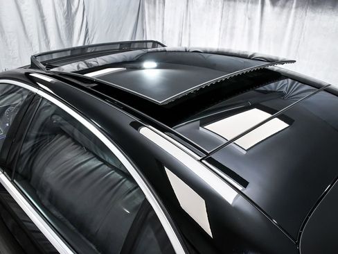 Used 2022 Mercedes-Benz S 500 4MATIC w/ AMG Line Package image 85