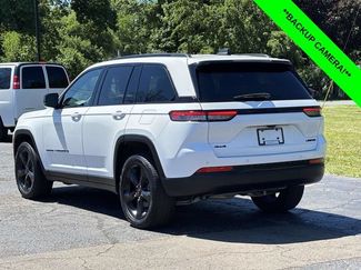 Used 2024 Jeep Grand Cherokee Limited w/ Black Appearance Package AWD/4WD video 2
