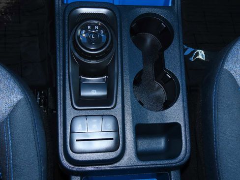 Certified 2025 Ford Maverick XLT w/ XLT Luxury Package image 30